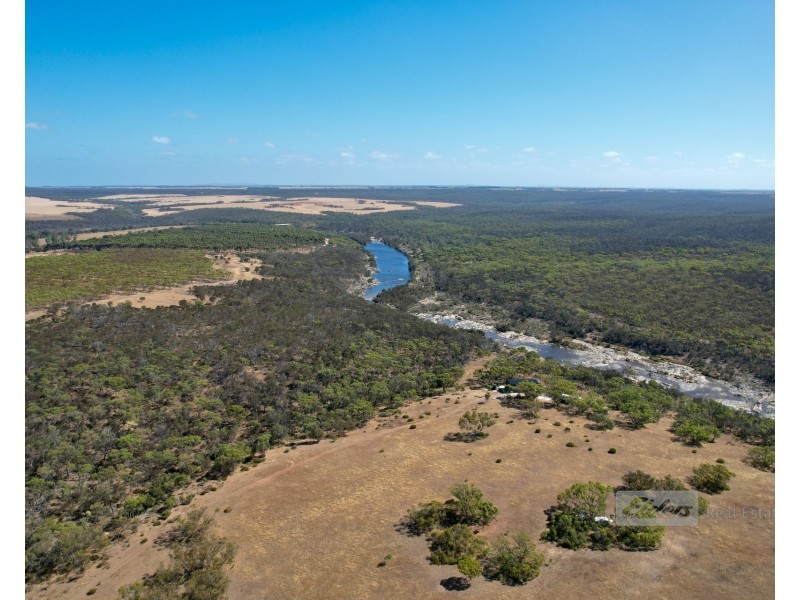 1893 South Coast Highway, Boxwood Hill WA 6338