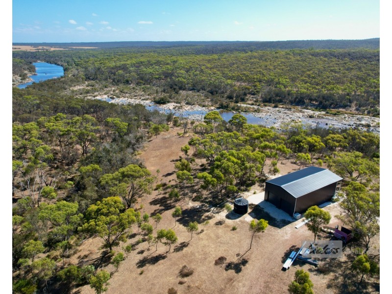 1893 South Coast Highway, Boxwood Hill WA 6338