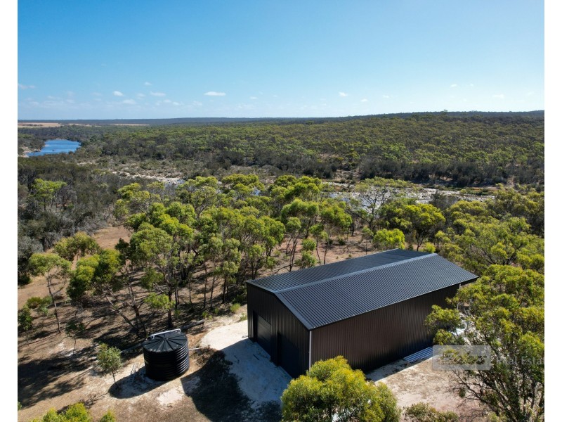 1893 South Coast Highway, Boxwood Hill WA 6338