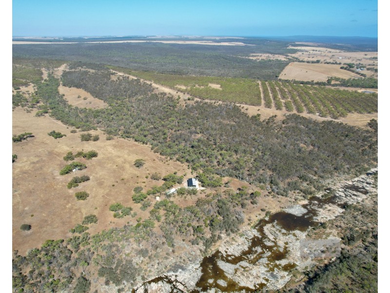 1893 South Coast Highway, Boxwood Hill WA 6338