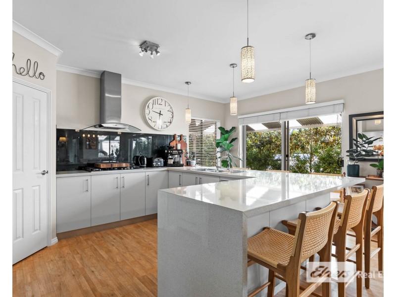 25 Gladville Road, Mckail WA 6330