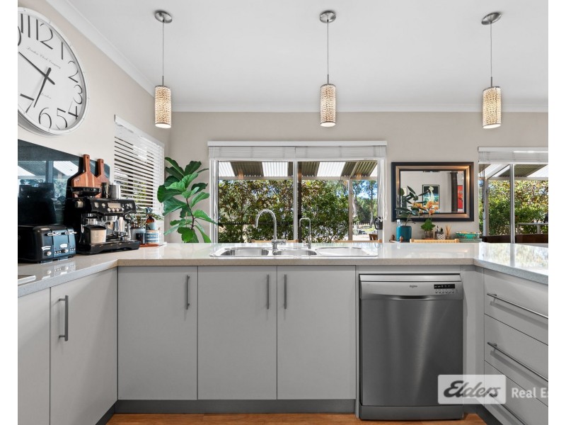 25 Gladville Road, Mckail WA 6330