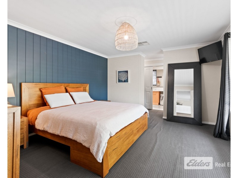 25 Gladville Road, Mckail WA 6330