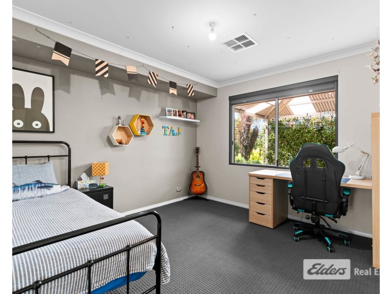 25 Gladville Road, Mckail WA 6330