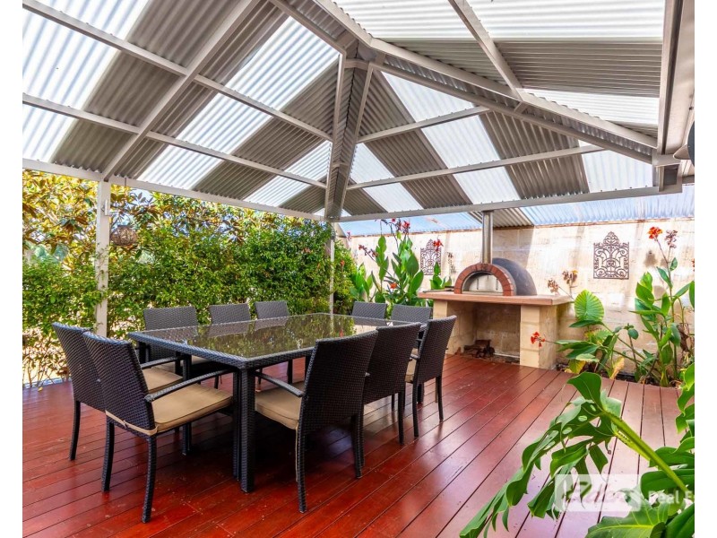 25 Gladville Road, Mckail WA 6330