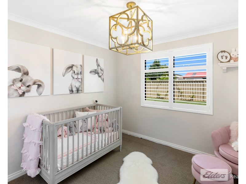 8 Grandis Way, Yakamia WA 6330