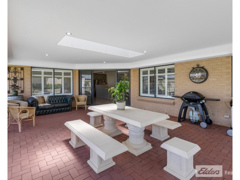 8 Grandis Way, Yakamia WA 6330