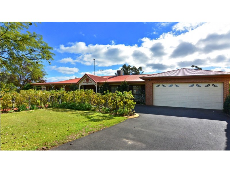 16 Recreation Road, Dardanup WA 6236