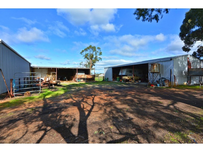 16 Recreation Road, Dardanup WA 6236
