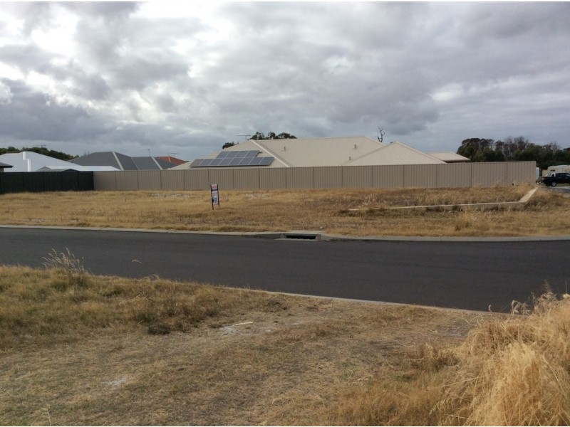 10 Birl Road, Capel WA 6271