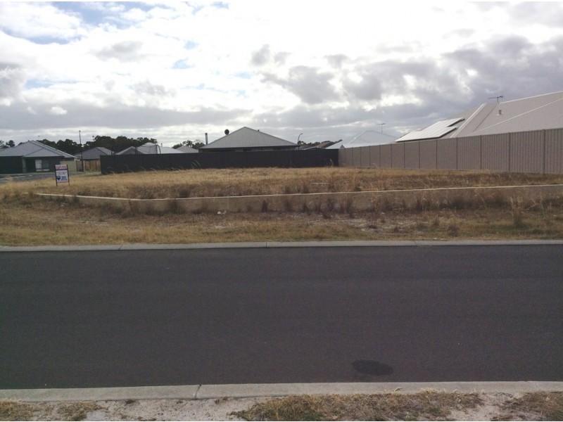 10 Birl Road, Capel WA 6271