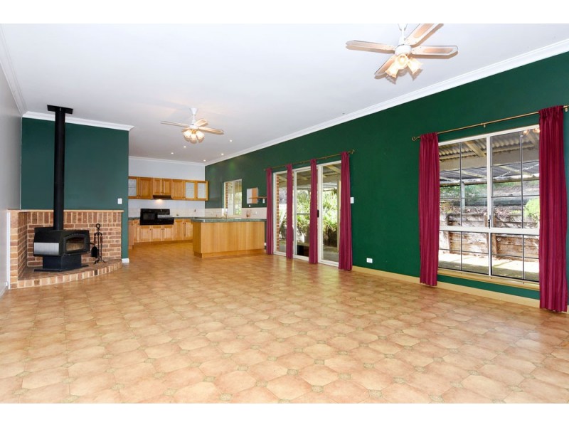 3 Mawson Court, Leschenault WA 6233