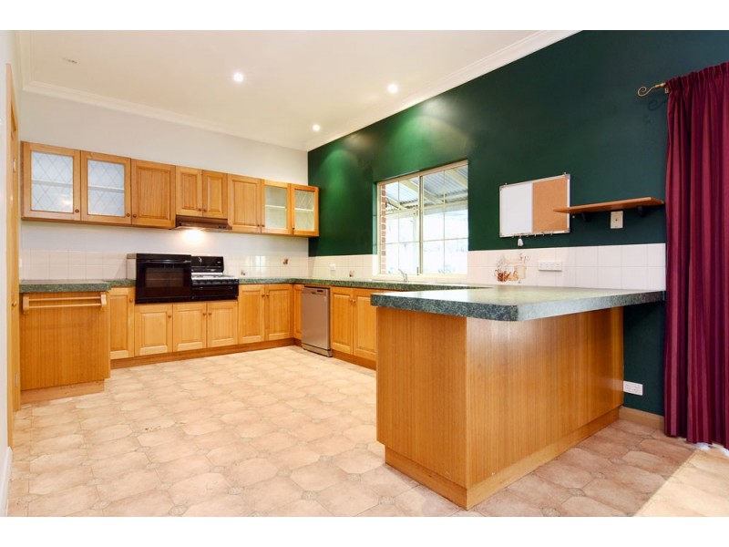 3 Mawson Court, Leschenault WA 6233