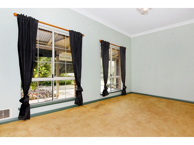 3 Mawson Court, Leschenault WA 6233