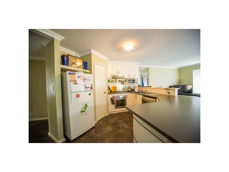 11b Flaherty Court, Carey Park WA 6230