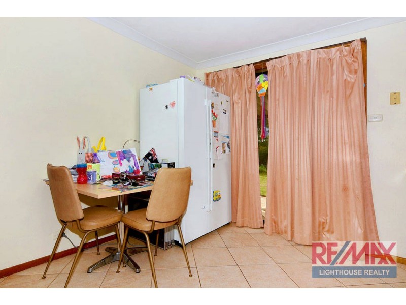 40 Jacaranda Crescent, Withers WA 6230