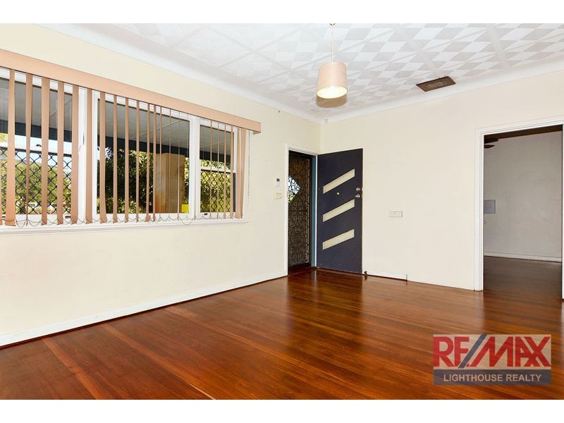 12 Wollaston Crescent, East Bunbury WA 6230