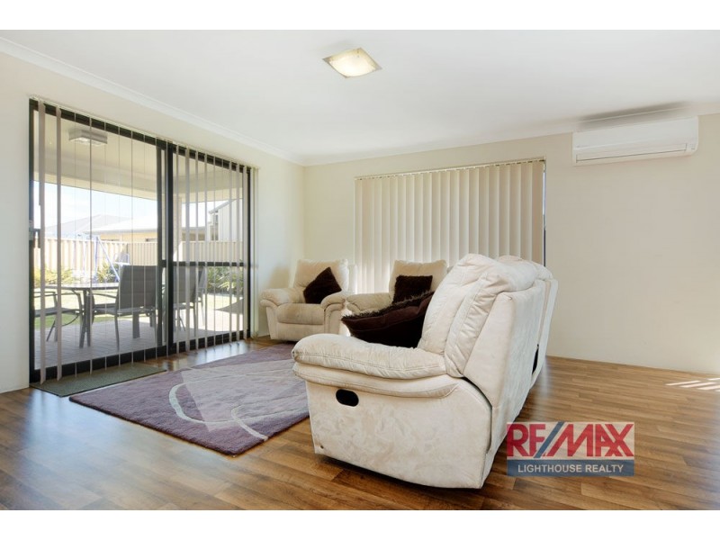 4 Oldfield Street, Millbridge WA 6232