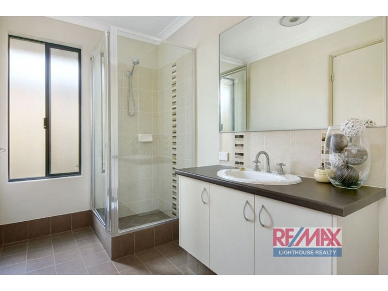 4 Oldfield Street, Millbridge WA 6232