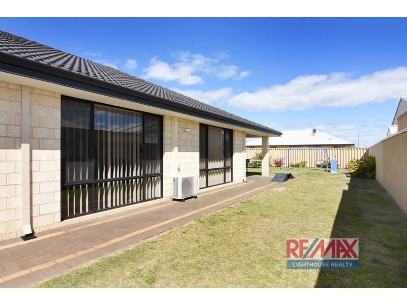 4 Oldfield Street, Millbridge WA 6232