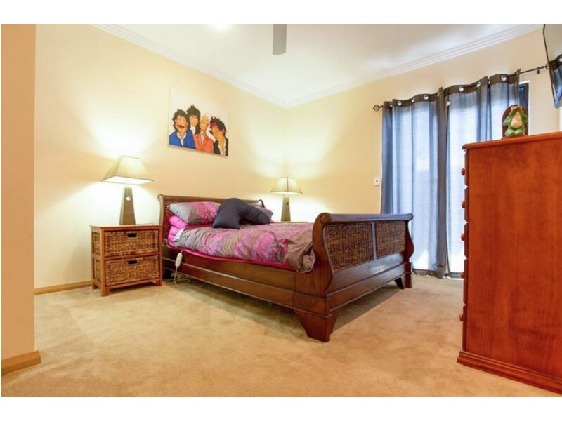 9 Portofino Crescent, Pelican Point WA 6230