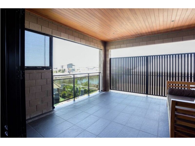 9 Portofino Crescent, Pelican Point WA 6230