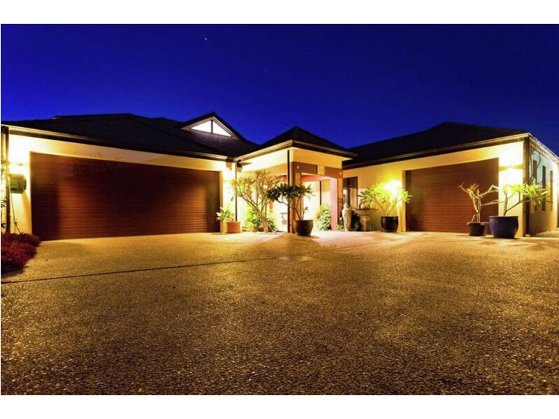 9 Portofino Crescent, Pelican Point WA 6230