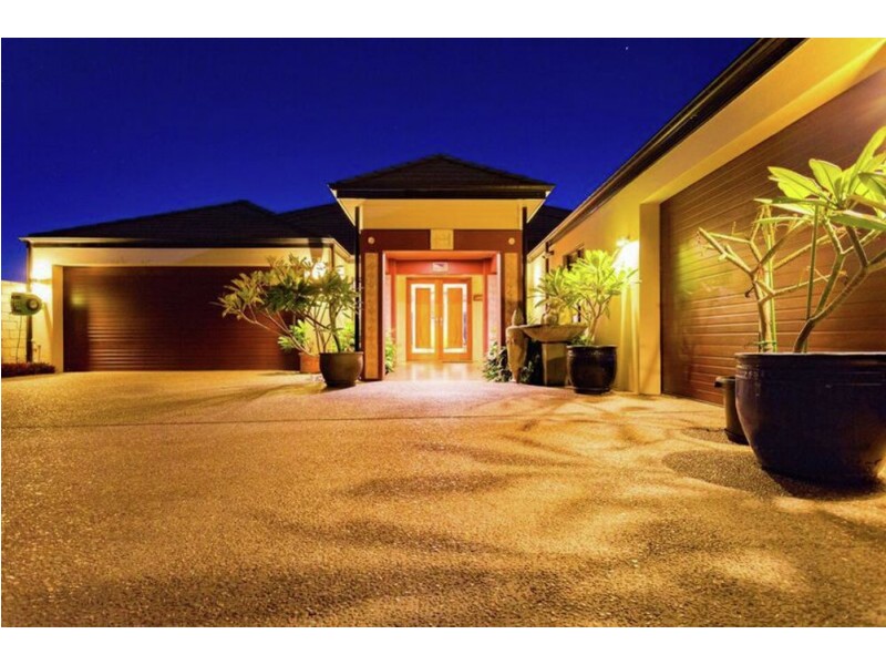 9 Portofino Crescent, Pelican Point WA 6230