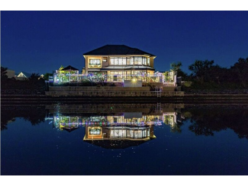 9 Portofino Crescent, Pelican Point WA 6230