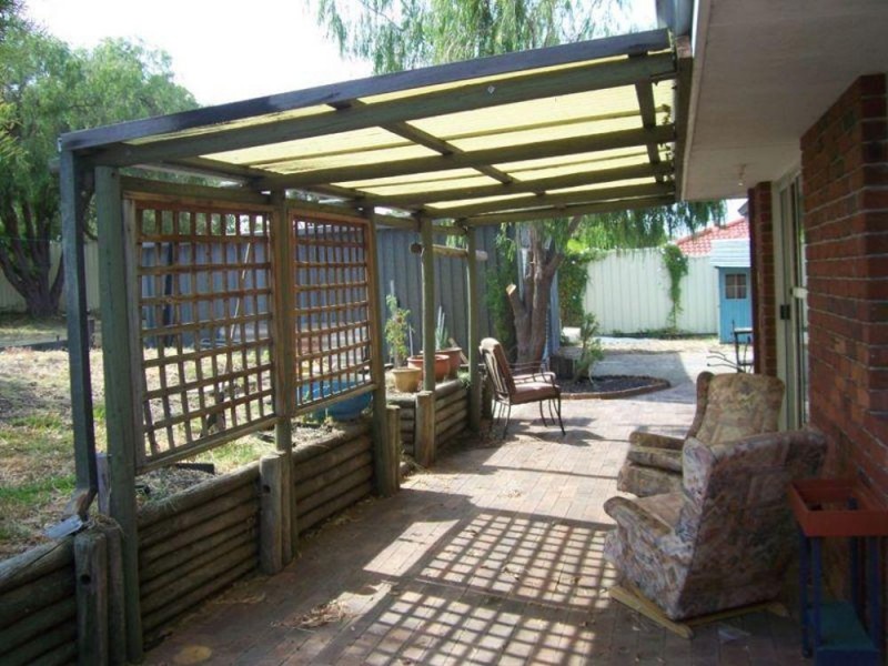 22 Littlefair Drive, Withers WA 6230
