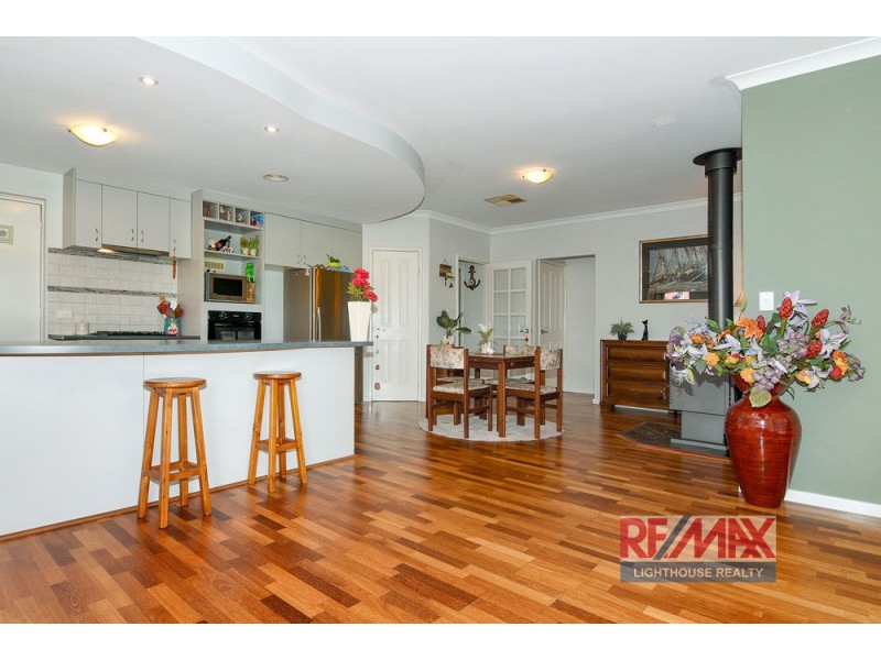 36 Possum Way, College Grove WA 6230