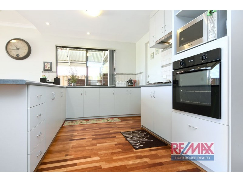 36 Possum Way, College Grove WA 6230