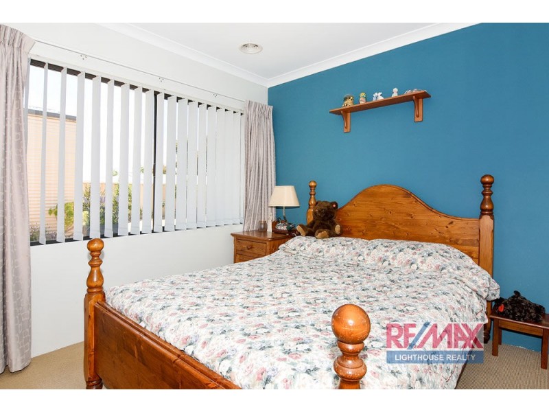 36 Possum Way, College Grove WA 6230