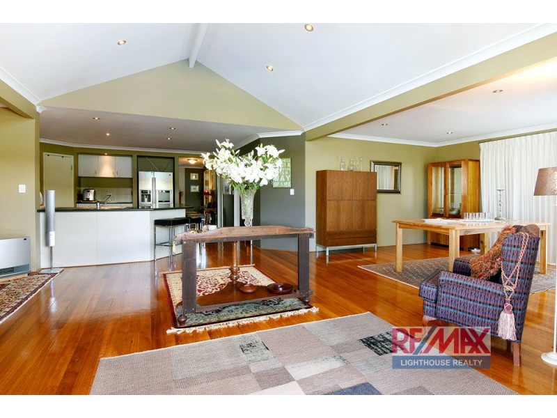 19 The Boulevard, Australind WA 6233