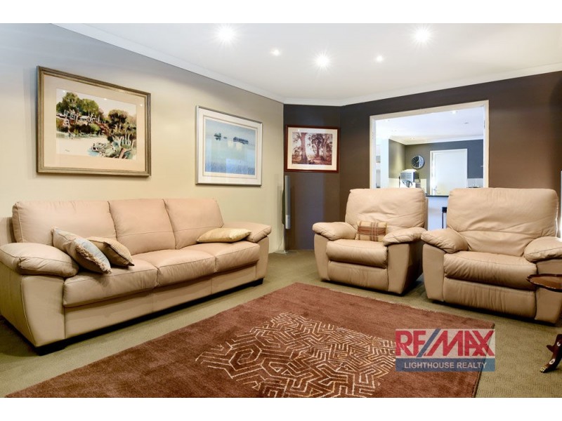 19 The Boulevard, Australind WA 6233