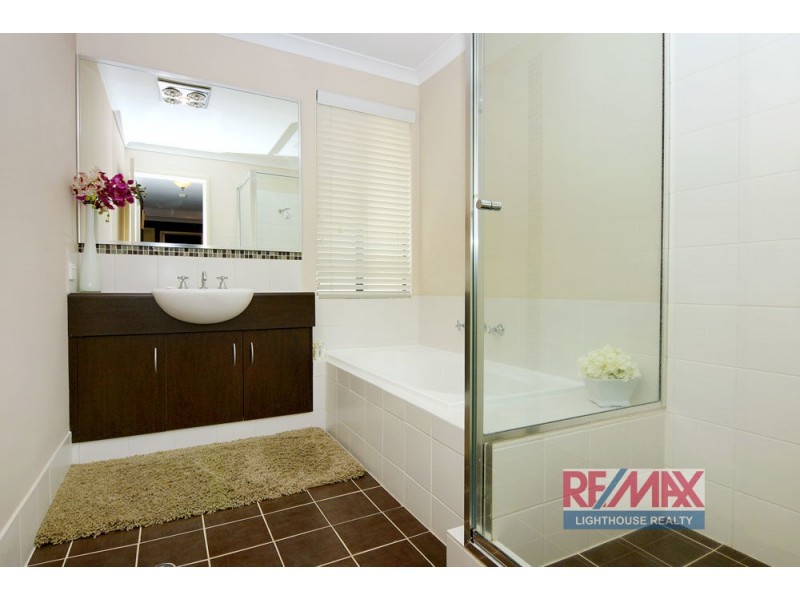 19 The Boulevard, Australind WA 6233