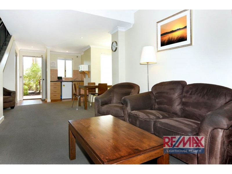 30/105 Old Coast Road, Pelican Point WA 6230