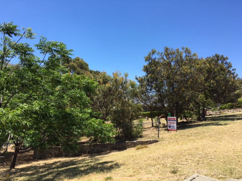 1A Regents Place, College Grove WA 6230