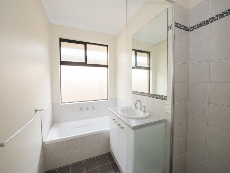 10 Newman Street, Glen Iris WA 6230