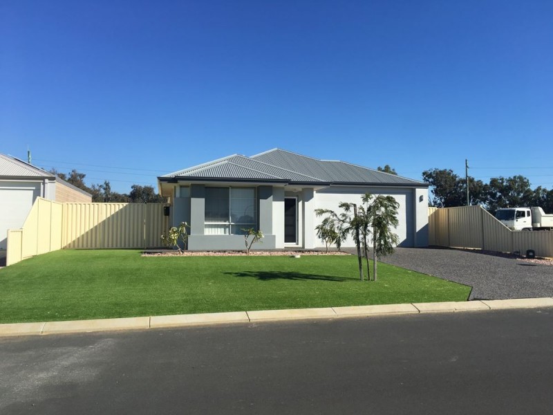 36 Barker Boulevard, Glen Iris WA 6230