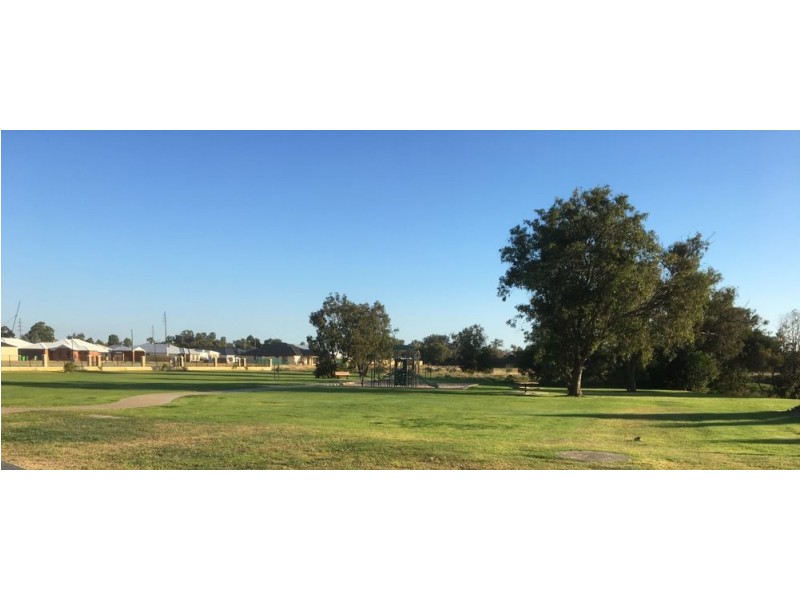 36 Barker Boulevard, Glen Iris WA 6230