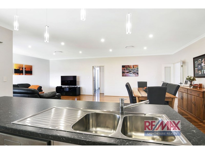 4 Jasper Road, Australind WA 6233