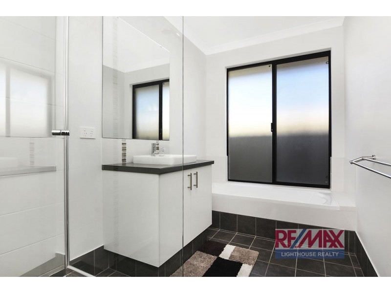 4 Jasper Road, Australind WA 6233