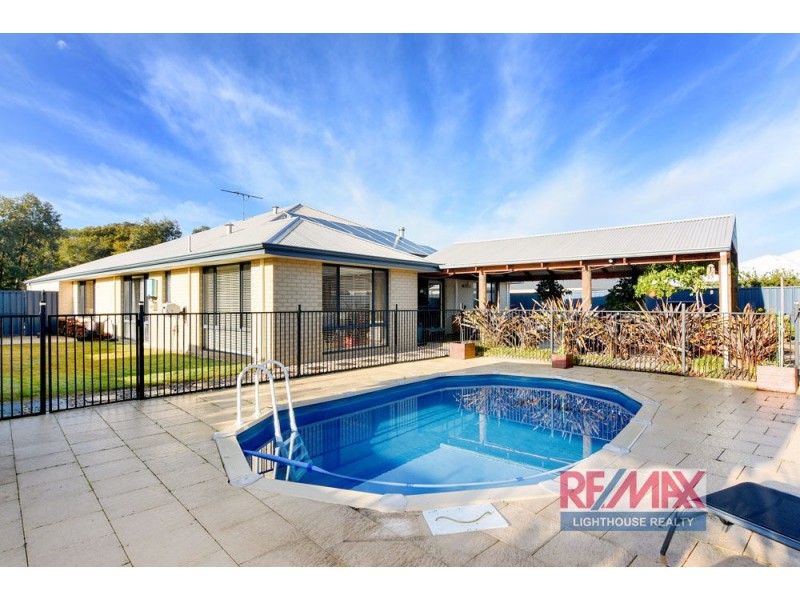 12 Hawley Parkway, Capel WA 6271