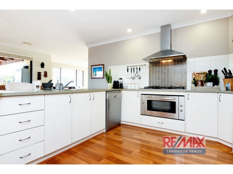 12 Hawley Parkway, Capel WA 6271