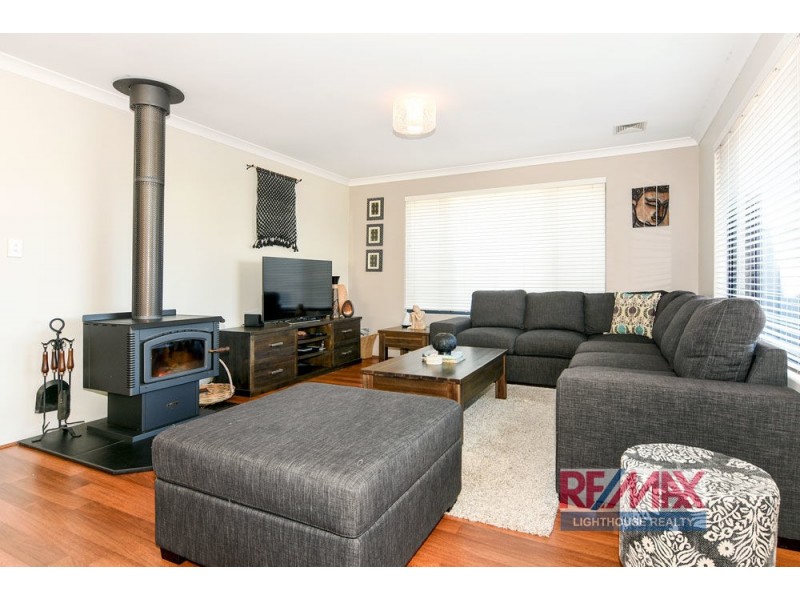 12 Hawley Parkway, Capel WA 6271