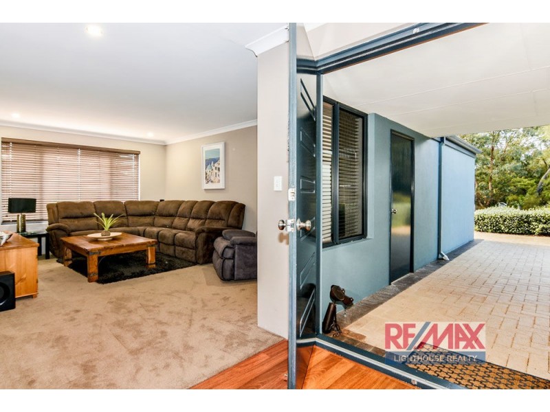 12 Hawley Parkway, Capel WA 6271