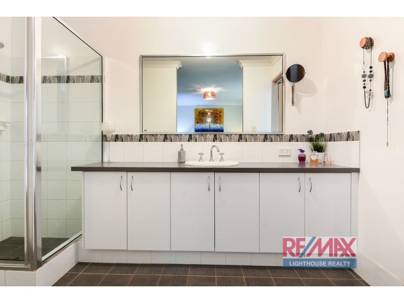 12 Hawley Parkway, Capel WA 6271