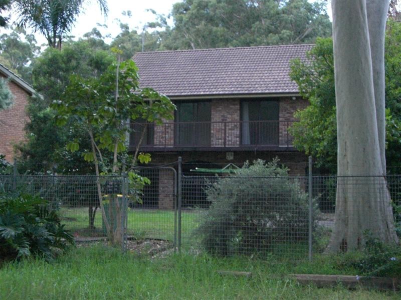 63 Carinya Rd, Picnic Point NSW 2213
