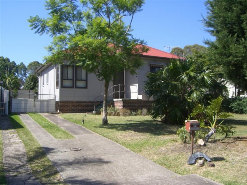 17 Truscott St, Panania NSW 2213